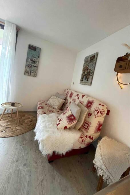 Chaleureux Studio Montagnard Avec Balcon 2303 Premanon Ngoại thất bức ảnh